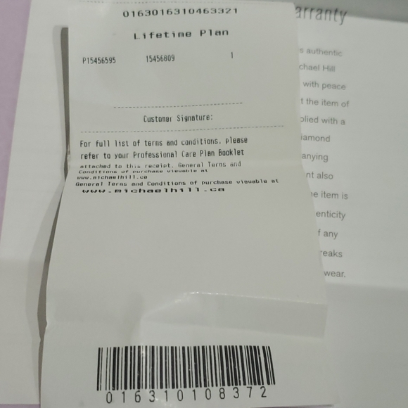 Solitaire diamond Michael Hill ring - Picture 6 of 7